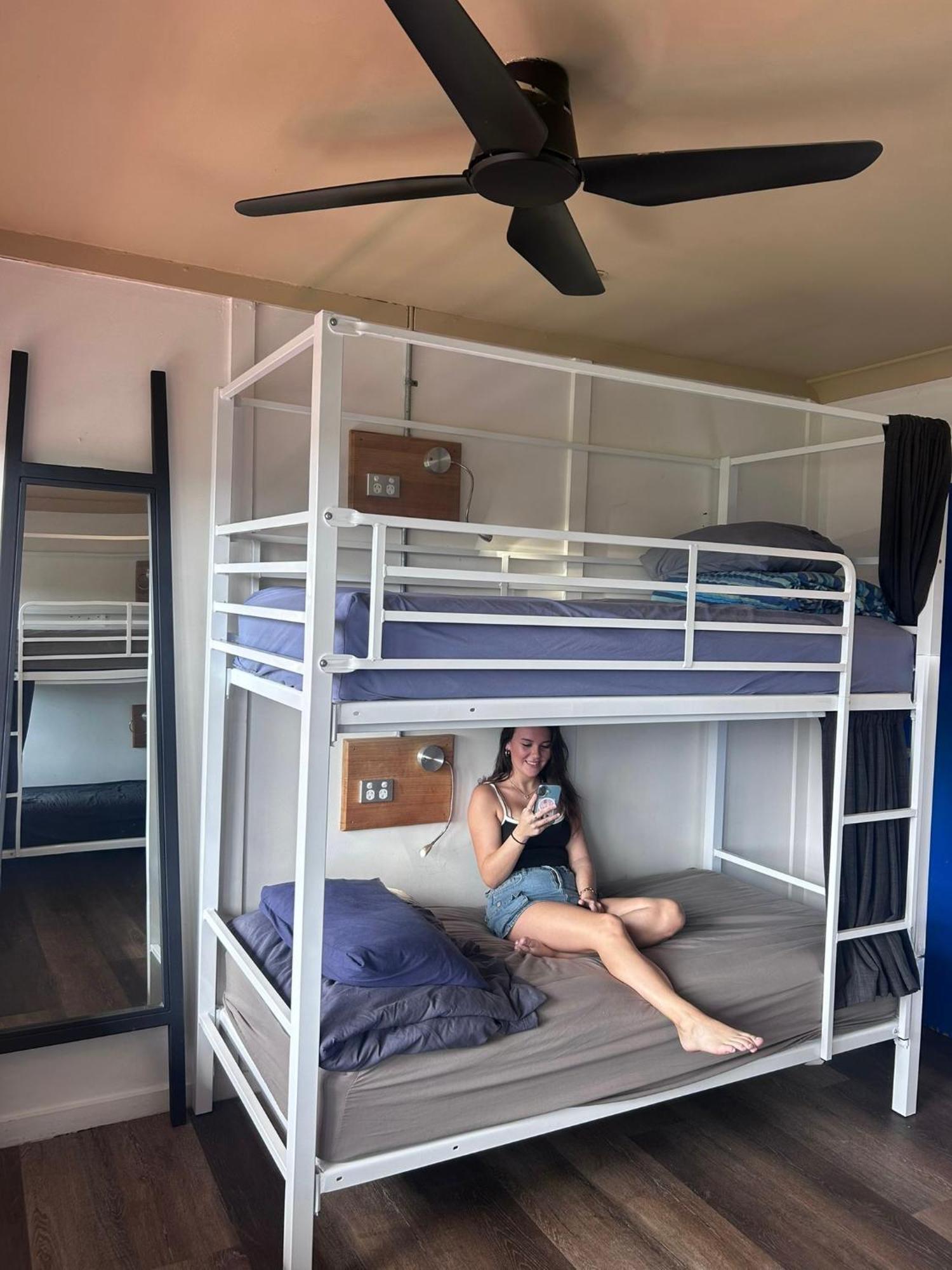 Mad Monkey Hostel Coogee Beach Randwick Екстер'єр фото