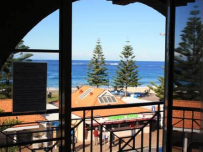 Mad Monkey Hostel Coogee Beach Randwick Екстер'єр фото